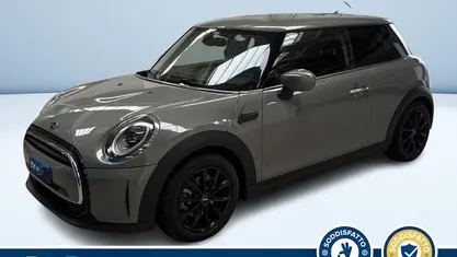 Grigio Usata 2022 Mini Cooper Essential Due volumi | 21.900 € (Buon prezzo)