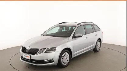 Usata Skoda Octavia Style 150 CV (110 kW) 2019 Argento Station wagon