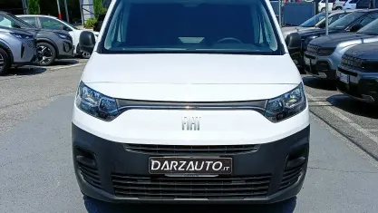 Käytetty Fiat Doblò 102 HP (75 kW) 2023 Valkoinen Tila-auto