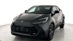 Grigio Nuova 2024 Toyota C-HR Trend SUV | 31.300 € (Buon prezzo)