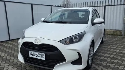 Usata Toyota Yaris Hybrid Active 116 CV (85 kW) 2025