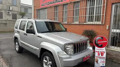 Usata Jeep Cherokee Limited 177 CV (130 kW) 2008 Grigio SUV