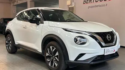 Usata 2022 Nissan Juke Acenta SUV | 15.300 € (Buon prezzo)