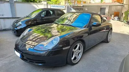 Usata Porsche 911 Carrera Cabriolet 300 CV (220 kW) 2000 Nero Cabrio