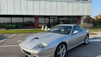 Argento Usata 2002 Ferrari 575 Coupé | 125.000 €