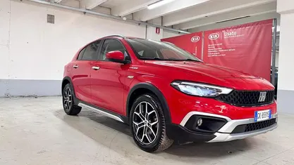 Usata Fiat Tipo Cross 95 CV (69 kW) 2022 Berlina