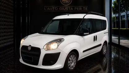 Usata Fiat Doblò Dynamic 120 CV (88 kW) 2012 Bianco Monovolume