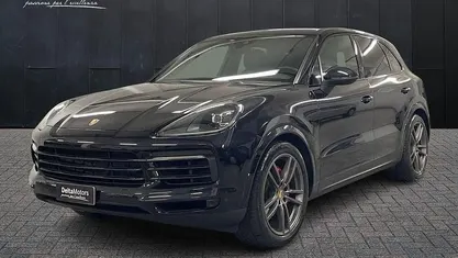 Nero Usata 2018 Porsche Cayenne SUV | 47.900 € (Buon prezzo)