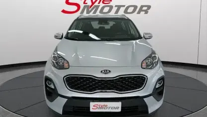 Usata Kia Sportage 136 CV (100 kW) 2021 Argento SUV