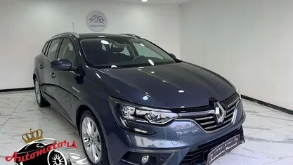 Blu/azzurro Usata 2019 Renault Mégane GrandTour Station wagon | 11.900 € (Buon prezzo)