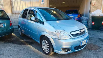 Usata Opel Meriva 90 CV (66 kW) 2008 Grigio Monovolume