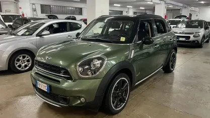 Usata Mini Cooper SD Countryman 143 CV (105 kW) 2016 Verde SUV