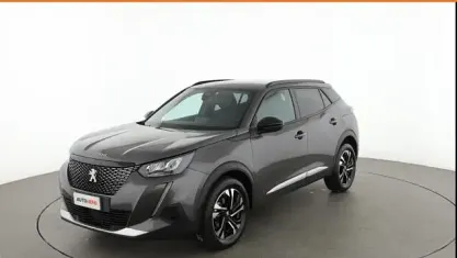 Usata Peugeot 2008 Allure 101 CV (74 kW) 2023 Grigio SUV