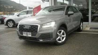 Usata Audi Q2 Business 116 CV (85 kW) 2020 Grigio SUV