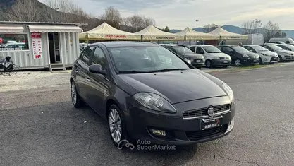 Usata Fiat Bravo Easy 120 CV (88 kW) 2012 Utilitaria