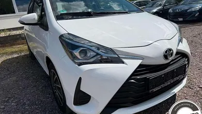 Usata Toyota Yaris Business Edition 69 CV (50 kW) 2019 Bianco Berlina