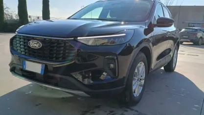 Usata Ford Kuga Titanium 151 CV (111 kW) 2025 Agate black SUV