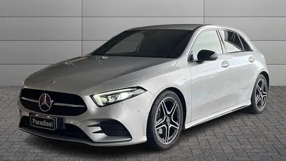 Usata Mercedes A180 Premium 116 CV (85 kW) 2022 Grigio Berlina