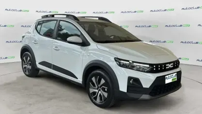 Nuova Dacia Sandero Expression 122 CV (89 kW) 2026 Bianco Utilitaria