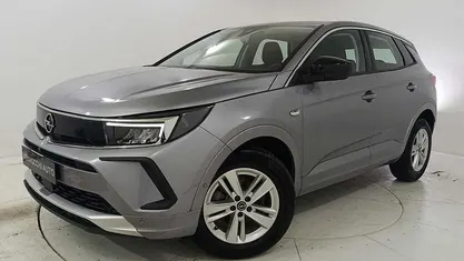 Usata 2024 Opel Grandland X Edition SUV | 25.900 € (Buon prezzo)