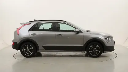 Usata Kia Niro 141 CV (103 kW) 2023 Argentoargento SUV
