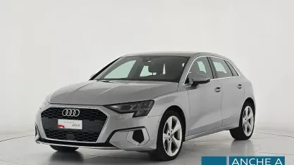 Usata Audi A3 Advanced 116 CV (85 kW) 2021 Argento Berlina