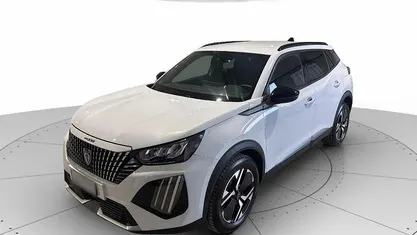 Usata 2025 Peugeot 2008 Allure SUV | 19.600 € (Buon prezzo)