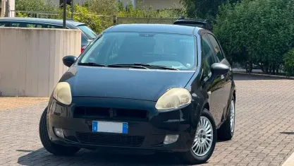 Usata Fiat Grande Punto Dynamic 75 CV (55 kW) 2007 Nero Utilitaria