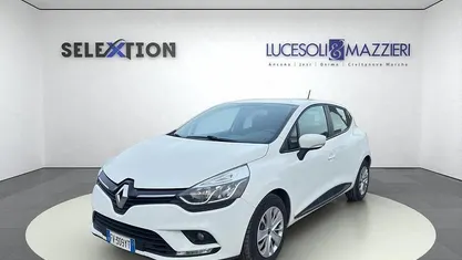 Bianco Usata 2019 Renault Clio IV Business Tre volumi | 10.500 € (Buon prezzo)