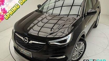 Käytetty Opel Grandland X Innovation 131 HP (96 kW) 2020 Musta Katumaasturi