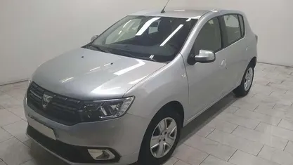 Begagnad Dacia Sandero Comfort 101 HK (74 kW) 2021 Silver Halvkombi