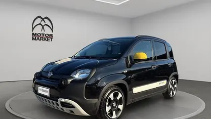 Usata Fiat Panda Cross Cross 70 CV (51 kW) 2025 Utilitaria