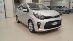 Argento Usata 2023 Kia Picanto Urban Due volumi | 13.500 € (Buon prezzo)
