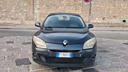 Usata Renault Mégane Dynamique 110 CV (80 kW) 2009 Grigio Berlina