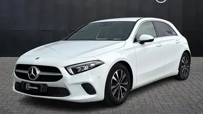 Usata Mercedes A180 116 CV (85 kW) 2019 Berlina
