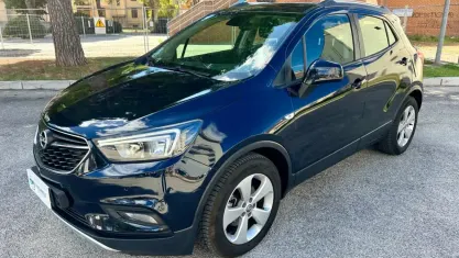 Usata Opel Mokka X Business 136 CV (100 kW) 2019 Blu SUV