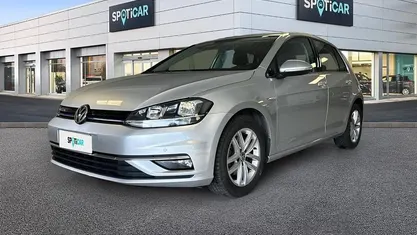 Grigio Usata 2019 VW Golf Business Berlina | 14.950 € (Ottimo prezzo)