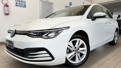 Usata VW Golf VIII Style 131 CV (96 kW) 2021 Bianco Berlina
