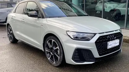 Usata Audi A1 Design 116 CV (85 kW) 2025 Grigio Utilitaria