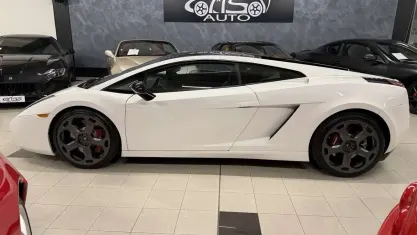 Usata Lamborghini Gallardo 500 CV (367 kW) 2003 Bianco Coupé