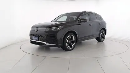 Usata VW Tiguan R-line 150 CV (110 kW) 2025 Nero SUV