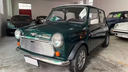 Usata Mini Cooper 61 CV (44 kW) 1991 Verde Utilitaria