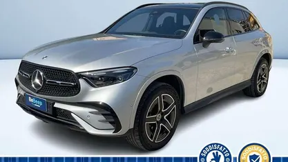 Argento metallizzato Usata 2023 Mercedes GLC300e Advanced SUV | 52.500 € (Ottimo prezzo)