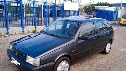Usata Fiat Tipo 69 CV (50 kW) 1993 Verde Berlina
