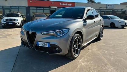 Second-hand Alfa Romeo Stelvio Veloce 210 CP (154 kW) 2021 Gri SUV