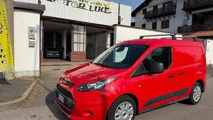 Usata Ford Transit Connect Trend 120 CV (88 kW) 2019 Rosso Monovolume