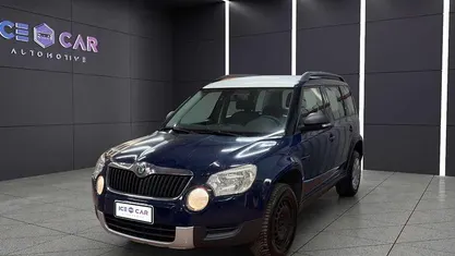 Usata Skoda Yeti Adventure 105 CV (77 kW) 2011 Blu SUV