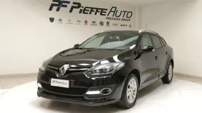 Usata Renault Mégane GrandTour 110 CV (80 kW) 2015 Grigio vesuvio Station wagon