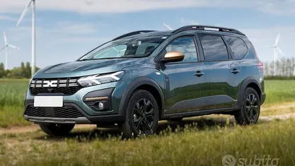 Usata Dacia Jogger Essentiel 101 CV (74 kW) 2025 Monovolume