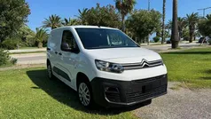 Bianco(met.) Usata 2021 Citroën Berlingo Monovolume | 8990 € (Super prezzo)